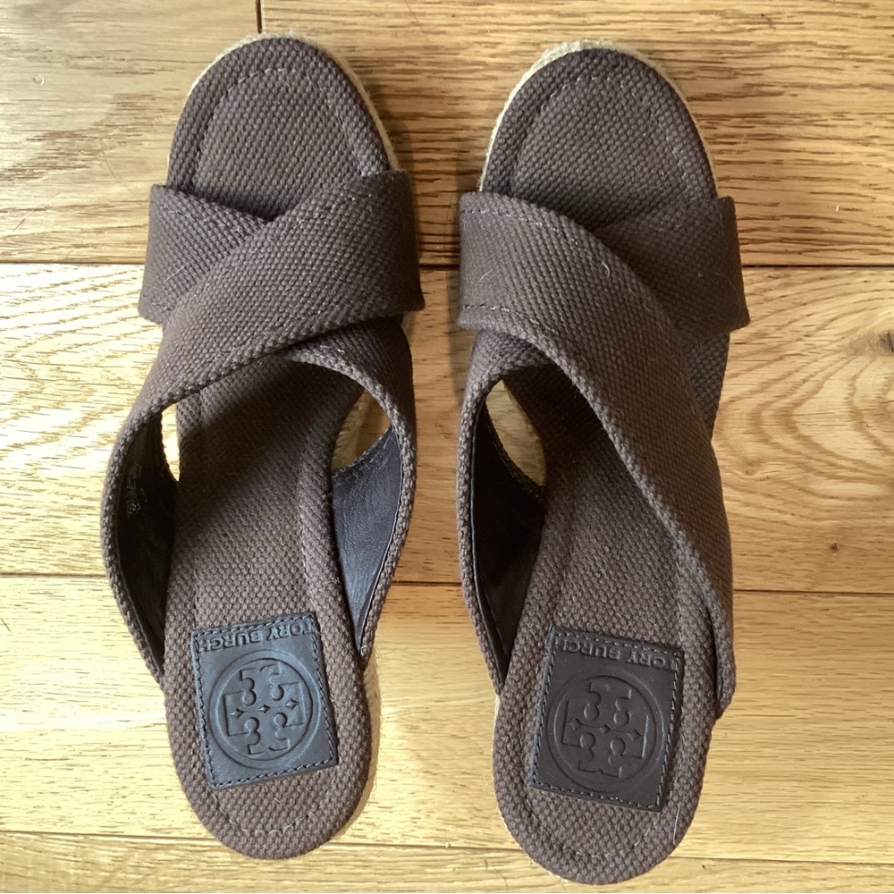 Tory Burch Brown Canvas Wedge Espadrille Sandals with Gold Logo - Picture 2 of 6